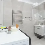 Chic & Serene Apartment-your Relaxing Oasis דירה טיראנה
