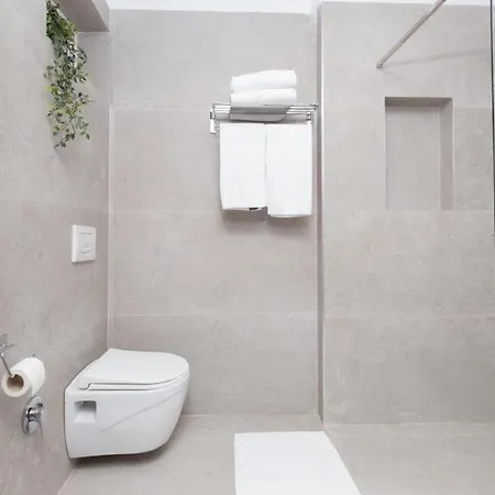 Lejlighed Chic & Serene Apartment-your Relaxing Oasis *