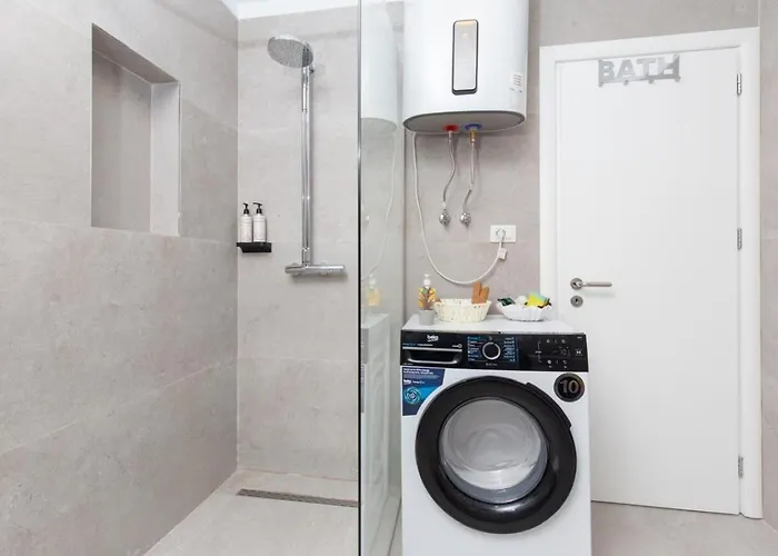 Chic & Serene Apartment-your Relaxing Oasis Appartement