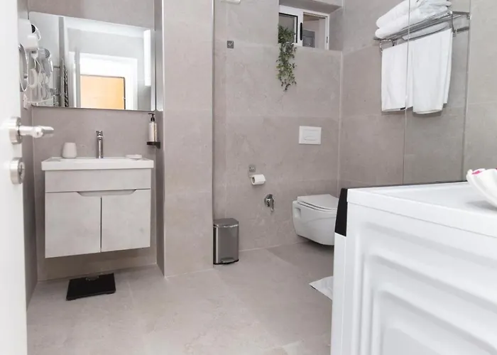 Chic & Serene Apartment-your Relaxing Oasis Tirana