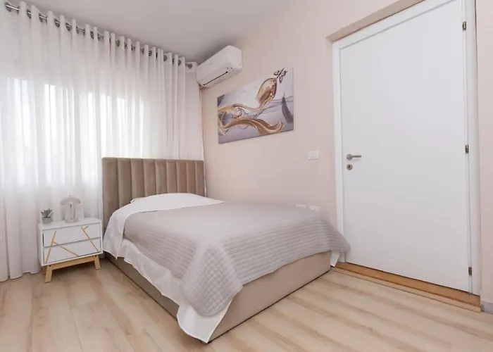 Chic & Serene Apartment-your Relaxing Oasis Lejlighed *